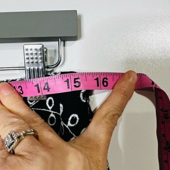 LOFT Black White Embroidered Lace Pattern Skirt NWT! - Picture 9 of 9